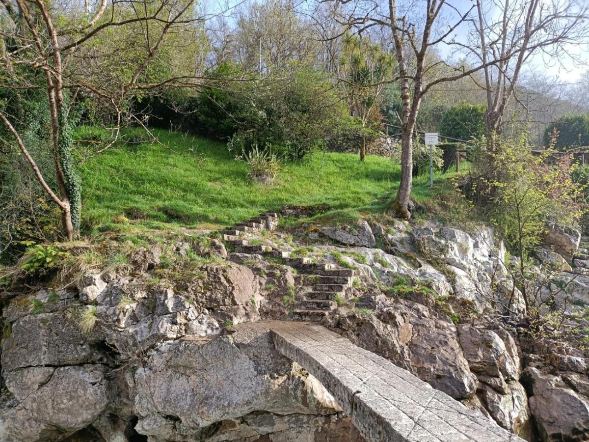 La Salmonera Cangas De Onis Cano Exterior photo
